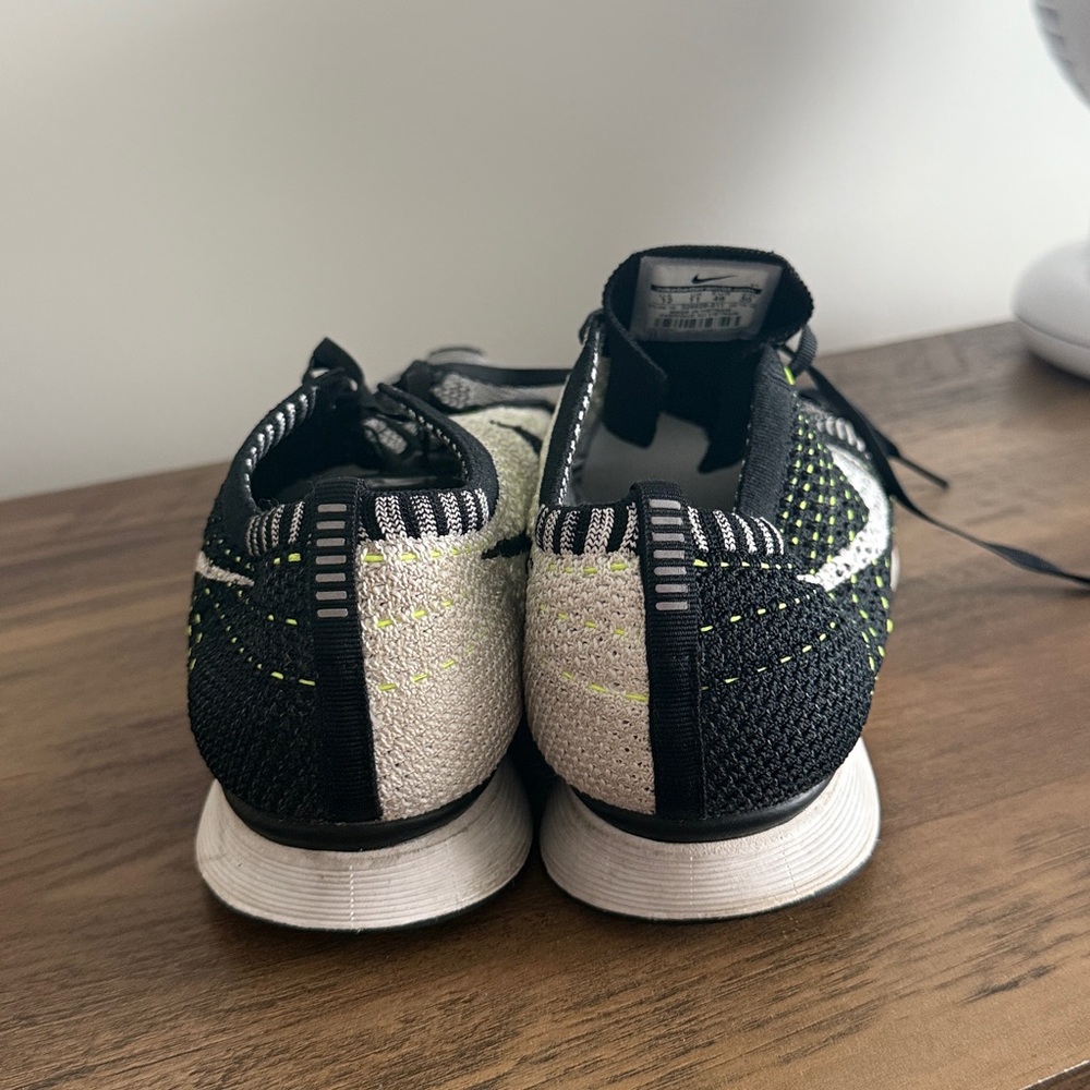 Men’s Nike Flyknit Racers - Picture 5 of 5